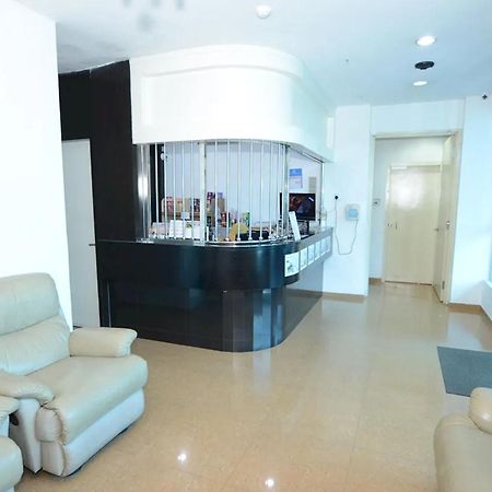 Hotel Alam Indi Johor Bahru Eksteriør bilde
