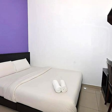 Hotel Alam Indi Johor Bahru Eksteriør bilde